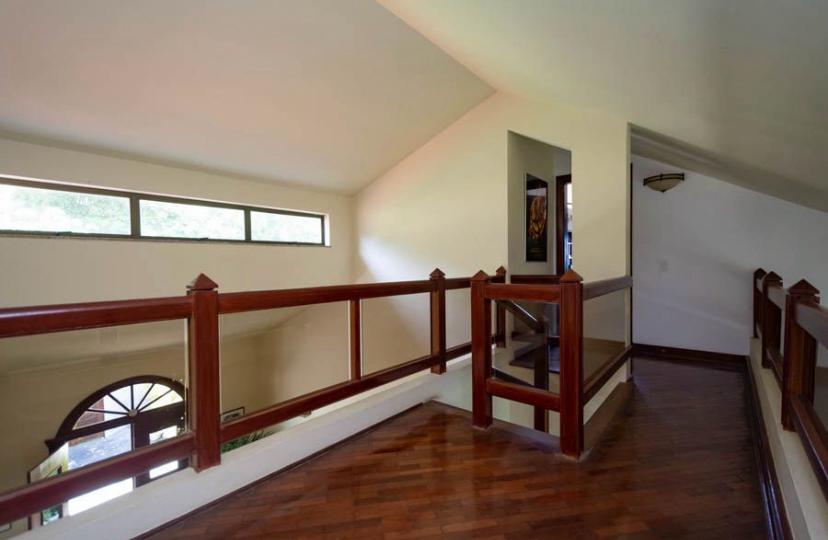 PHOTO-2025-10-21-18-00-46