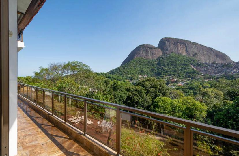 PHOTO-2025-10-21-18-00-47 (19)