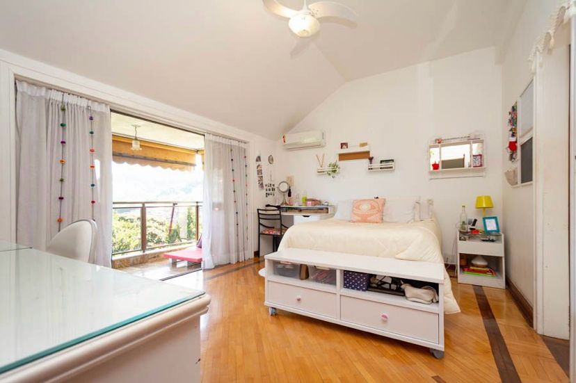 PHOTO-2025-10-21-18-00-59 (12)