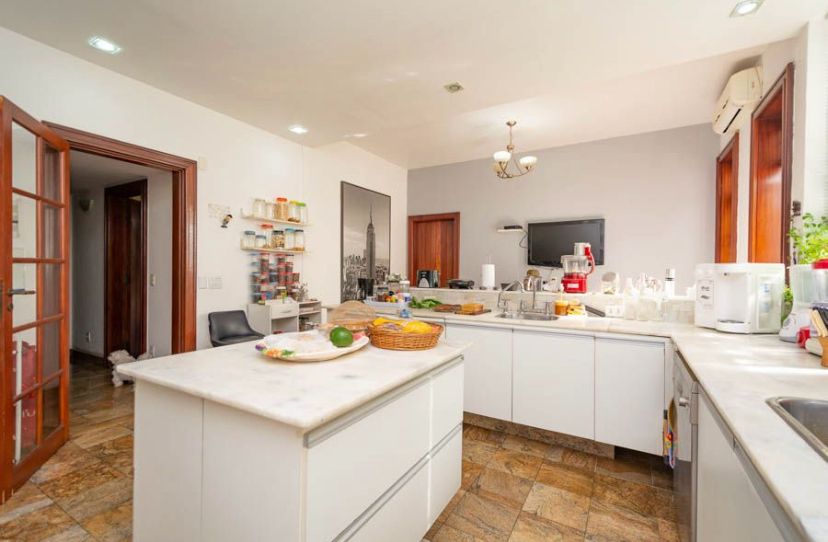 PHOTO-2025-10-21-18-00-59 (14)