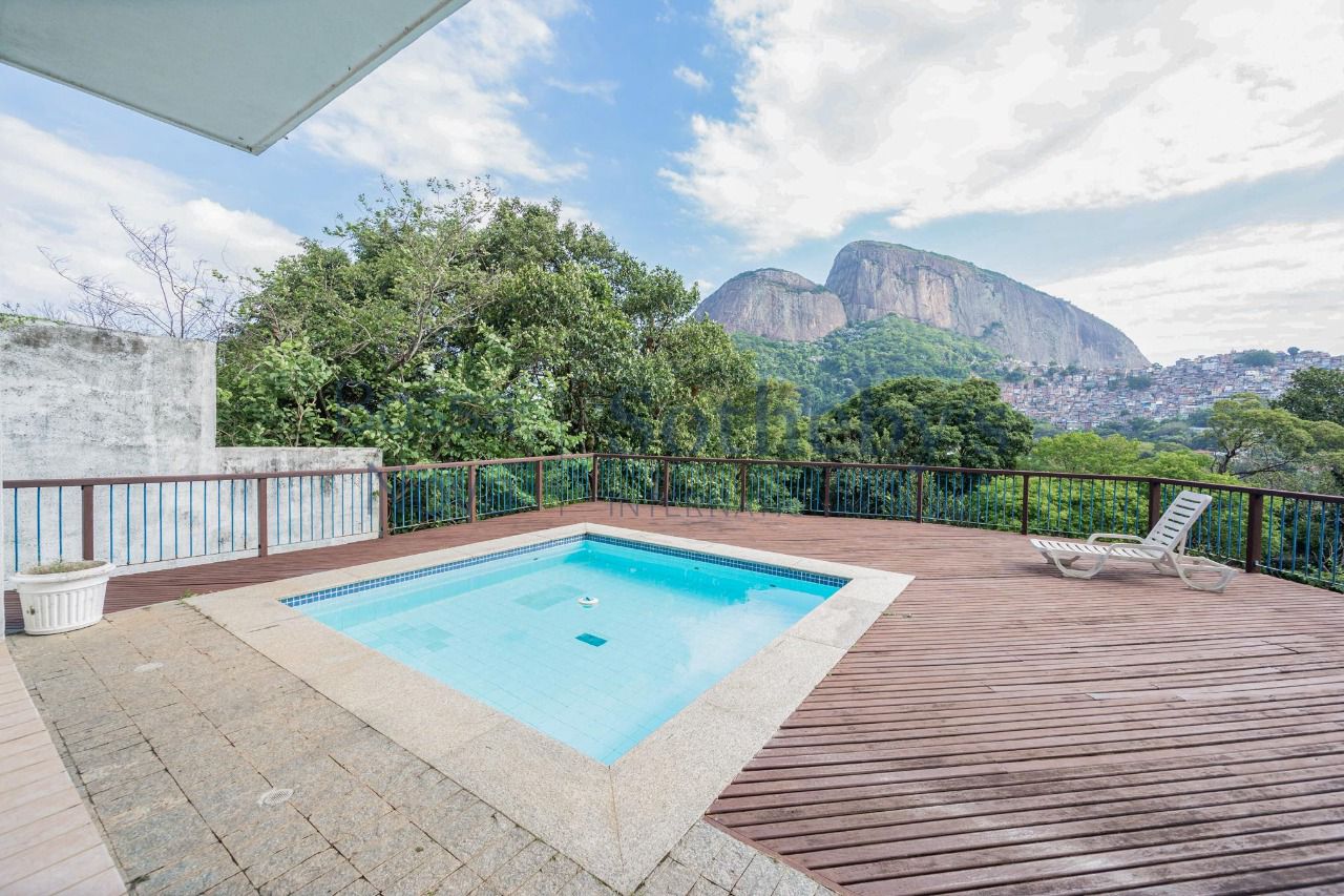 PHOTO-2025-10-21-18-00-59 (7)